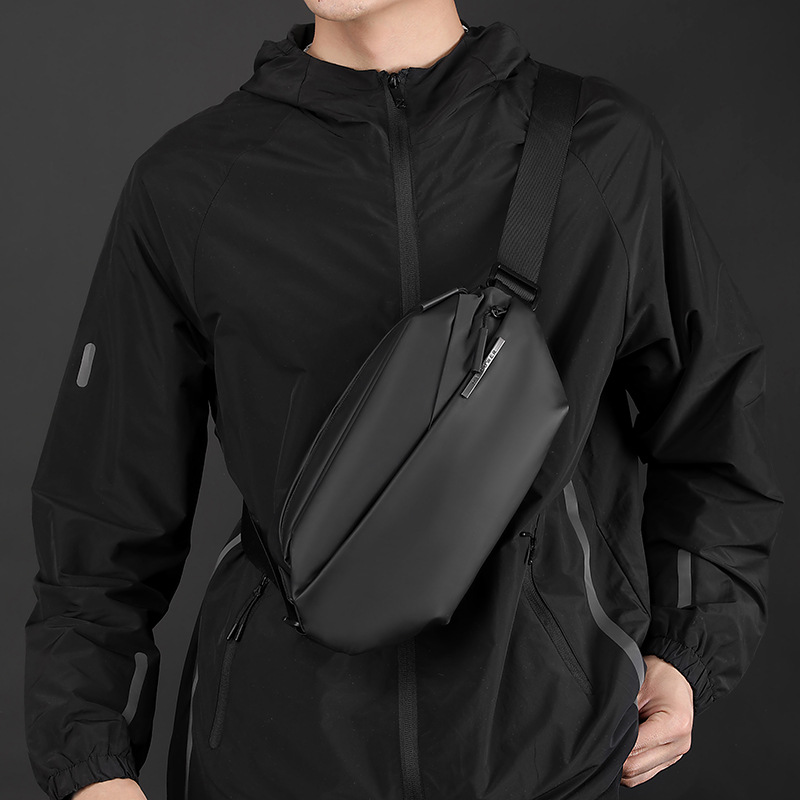 Waterproof Cycling Commute - 軽量ナイロン防水メンズクロスボディバッグ、機能的なサイクリングチェストバックパック、通勤旅行バッグ